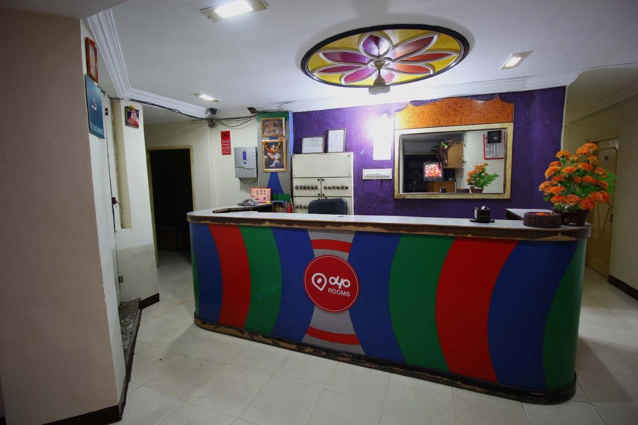 Oyo Hotel Blue Diamond Ahmedabad Eksteriør billede